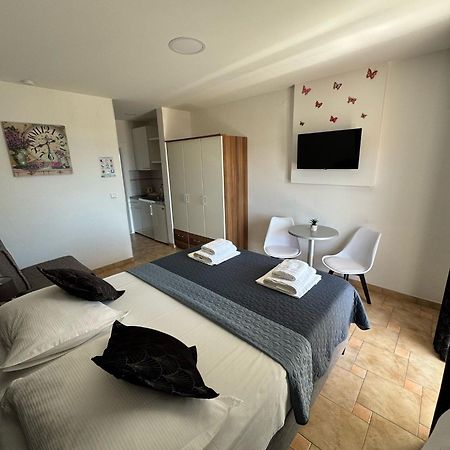 Villa Simovic Apartments Baška Voda Kültér fotó