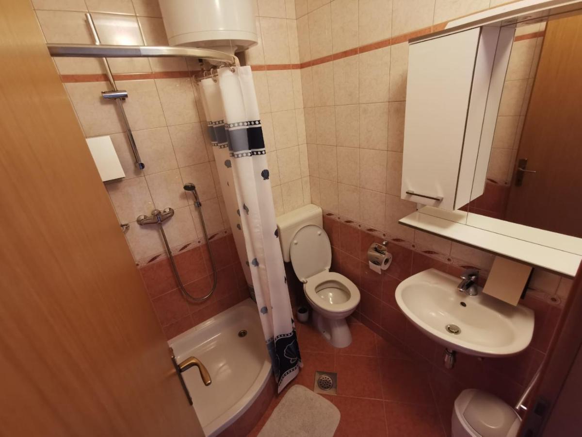 Villa Simovic Apartments Baška Voda Kültér fotó